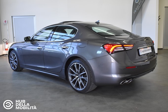 MASERATI Ghibli 330 CV MHEV GT Ultima